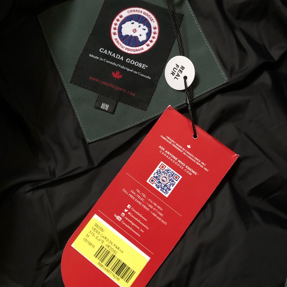 SOLD Canada Goose Carson Parka in Slate - Picture 6 of 8